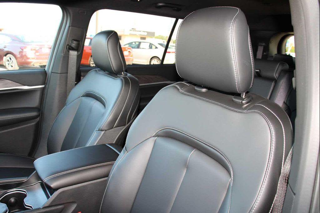 new 2025 Jeep Grand Cherokee L car, priced at $47,970