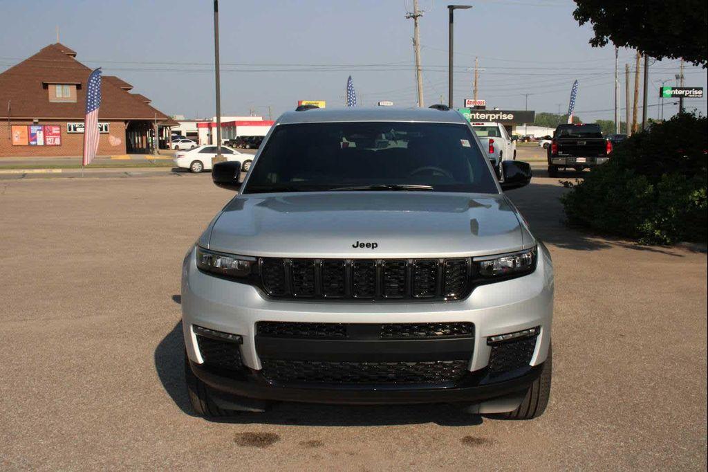 new 2025 Jeep Grand Cherokee L car, priced at $52,220