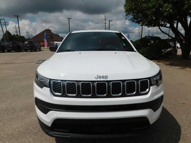 new 2024 Jeep Compass car, priced at $27,495