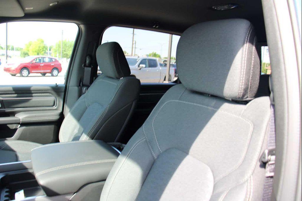 new 2025 Ram 1500 car, priced at $60,650
