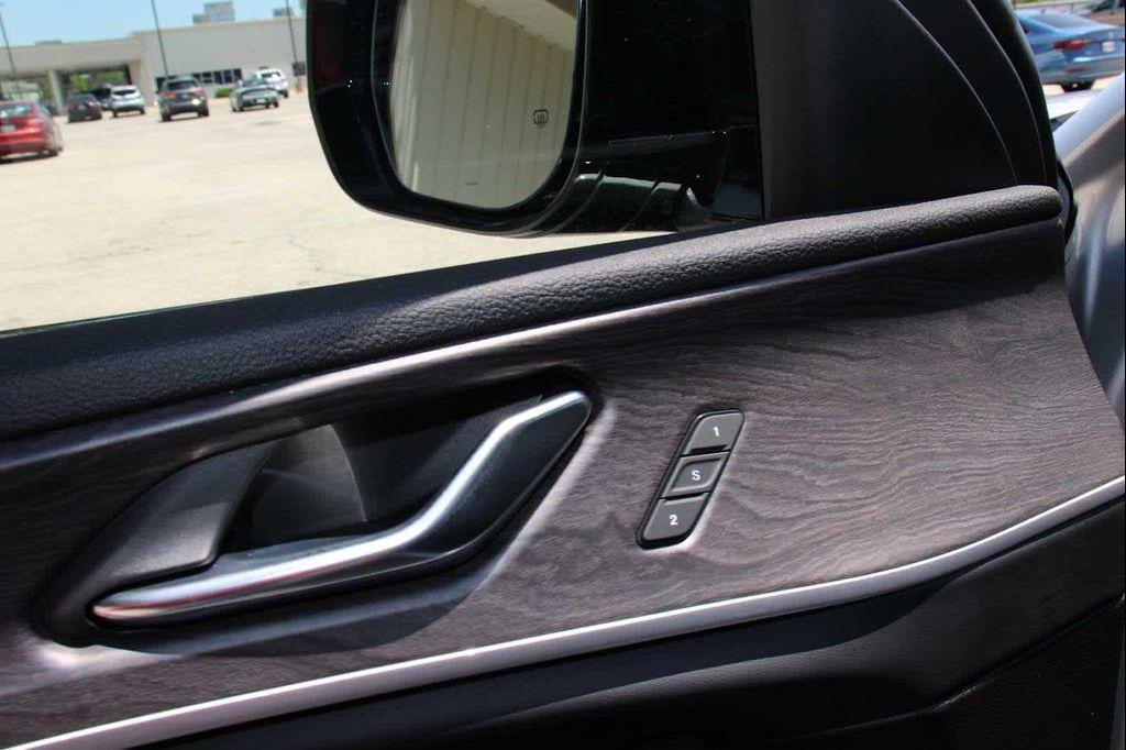 new 2025 Jeep Grand Cherokee L car, priced at $52,970