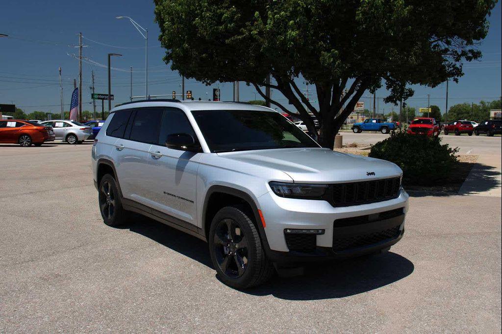 new 2025 Jeep Grand Cherokee L car, priced at $52,970