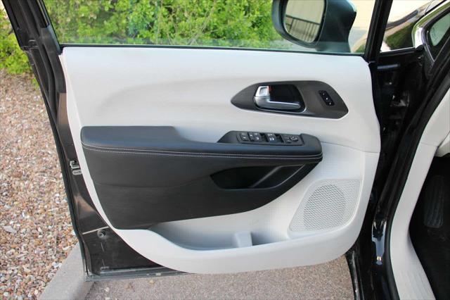 used 2023 Chrysler Pacifica car, priced at $25,078