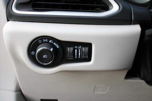 used 2023 Chrysler Pacifica car, priced at $25,078