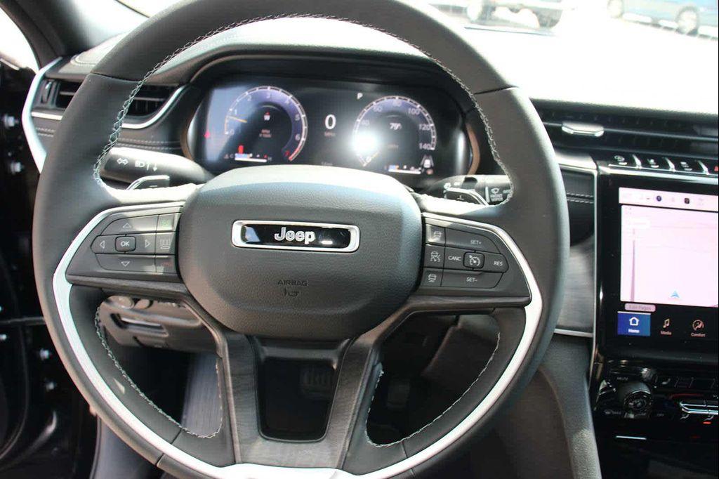 new 2025 Jeep Grand Cherokee L car, priced at $54,110