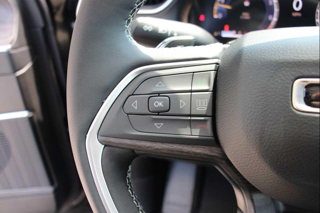 new 2025 Jeep Grand Cherokee L car, priced at $54,110