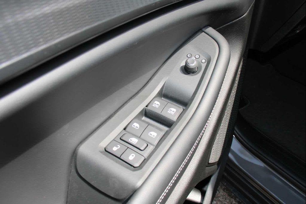 new 2025 Jeep Grand Cherokee car, priced at $45,165