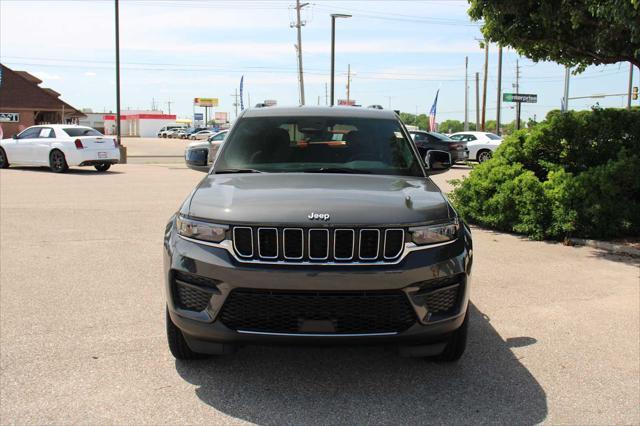 new 2025 Jeep Grand Cherokee car, priced at $45,165