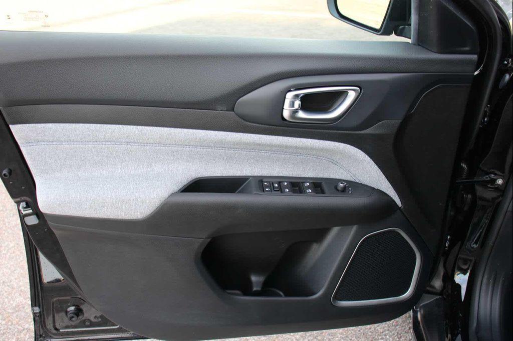 new 2025 Jeep Compass car, priced at $35,510