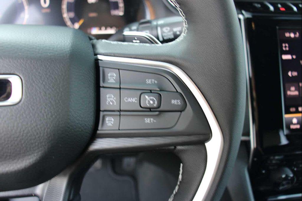 new 2025 Jeep Grand Cherokee L car, priced at $49,120