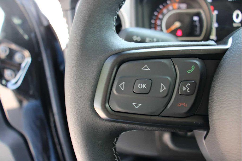 new 2025 Jeep Gladiator car, priced at $48,490
