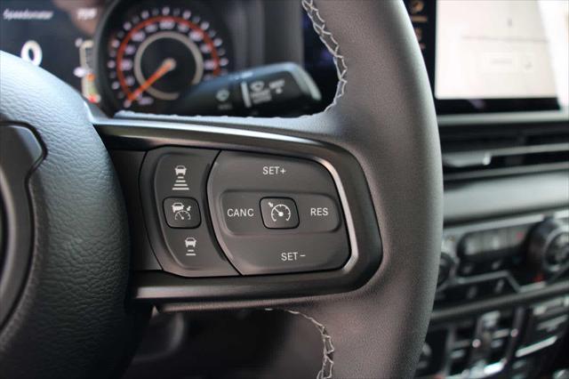 new 2025 Jeep Gladiator car, priced at $48,363