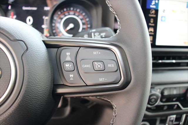 new 2025 Jeep Gladiator car, priced at $46,768