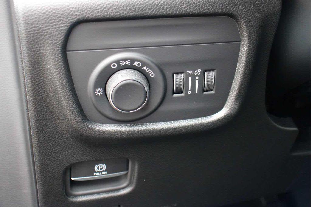 new 2025 Jeep Grand Cherokee L car, priced at $44,220