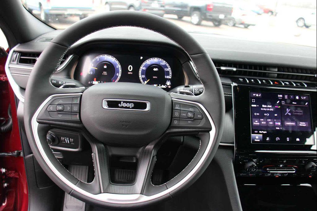 new 2025 Jeep Grand Cherokee L car, priced at $44,220