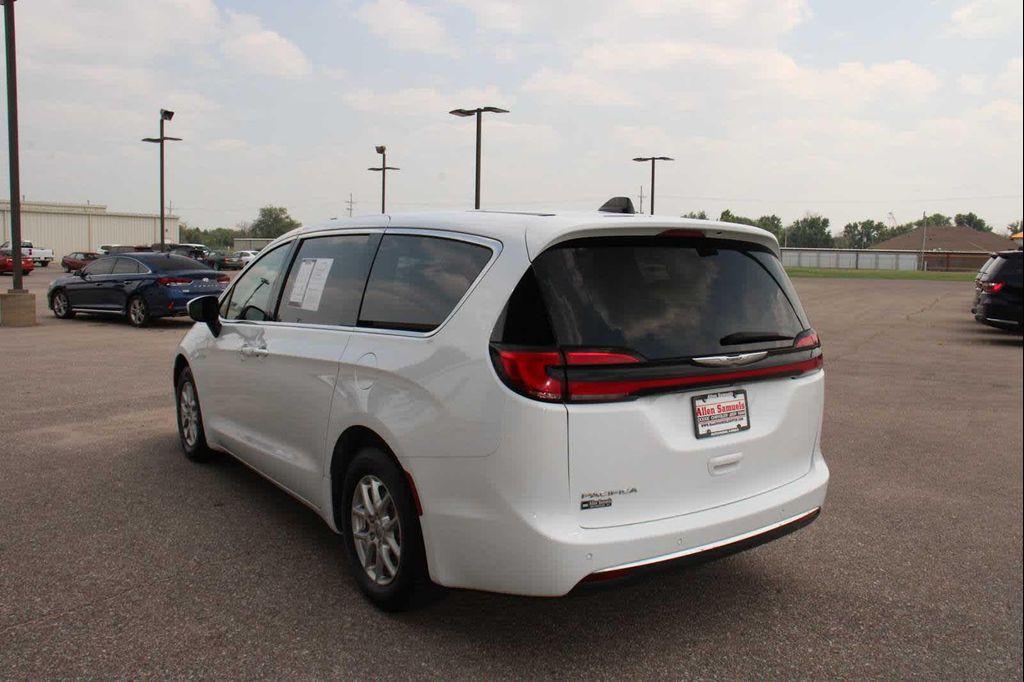 used 2023 Chrysler Pacifica car, priced at $24,599