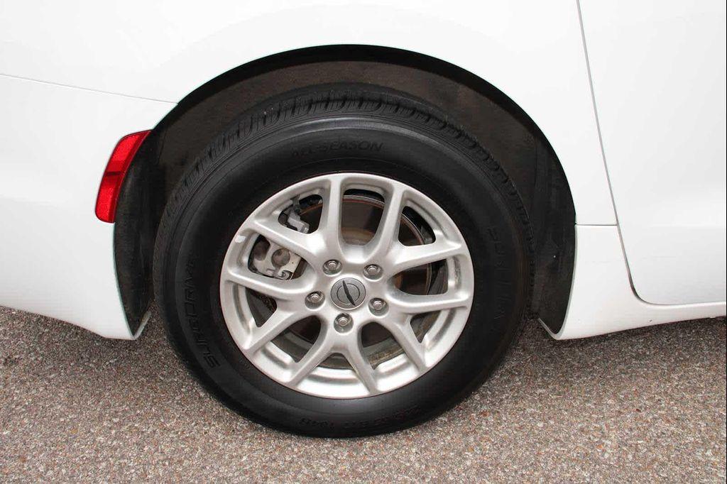 used 2023 Chrysler Pacifica car, priced at $24,599