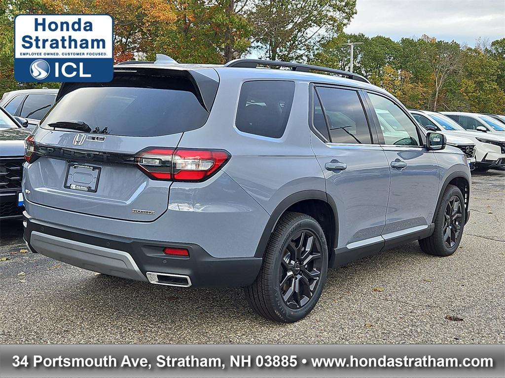 new 2025 Honda Pilot car, priced at $53,405