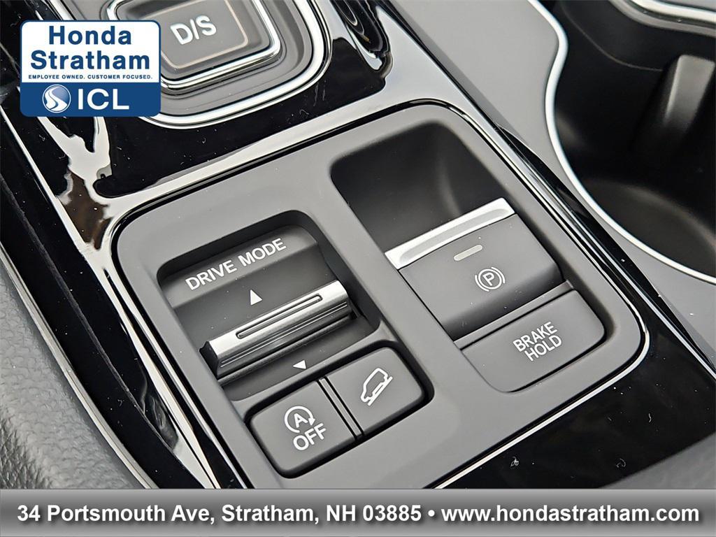 new 2025 Honda Pilot car, priced at $53,405