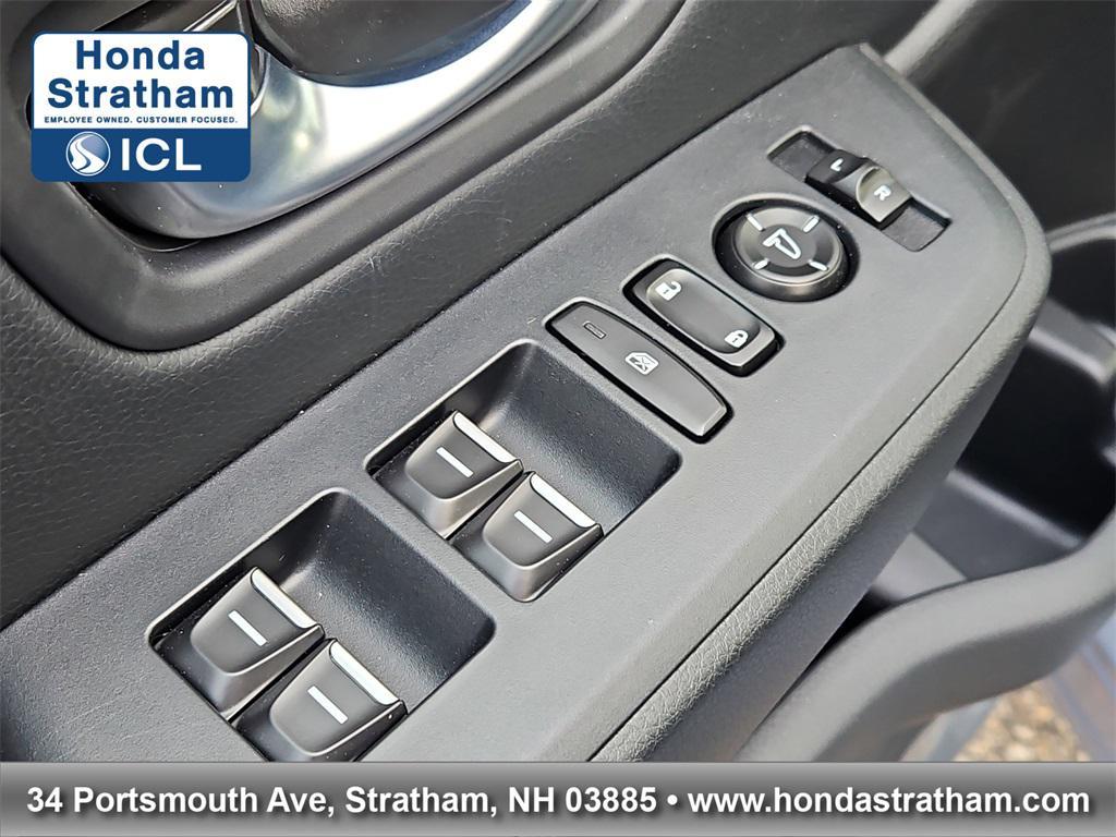 new 2025 Honda Pilot car, priced at $53,405