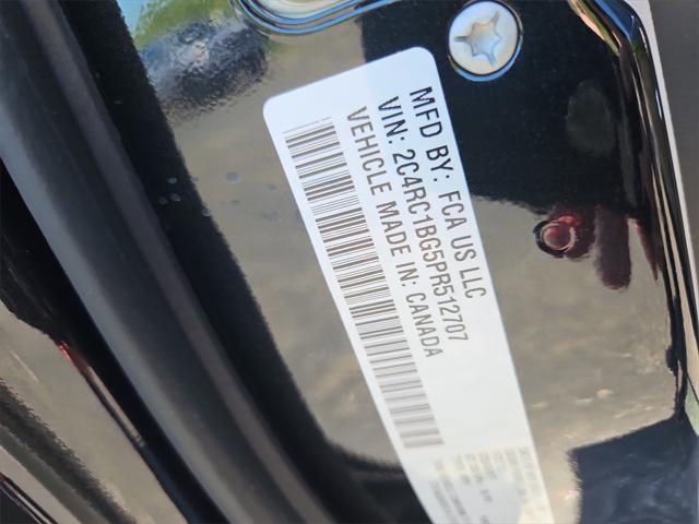 used 2023 Chrysler Pacifica car, priced at $24,487