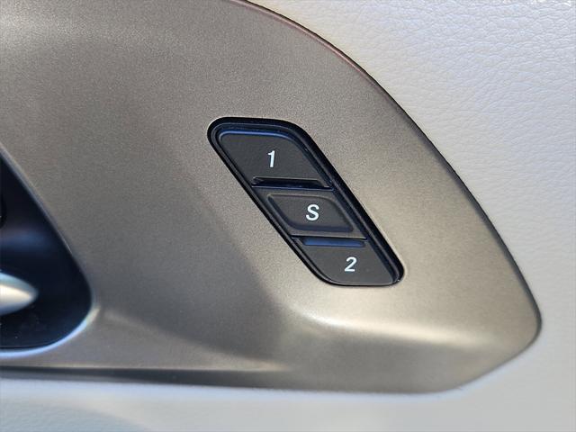 used 2023 Chrysler Pacifica car, priced at $24,487