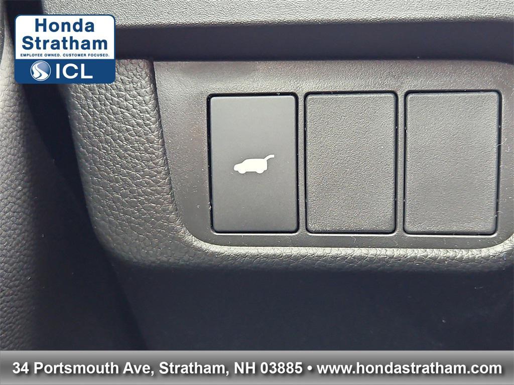 new 2026 Honda CR-V Hybrid car, priced at $40,215