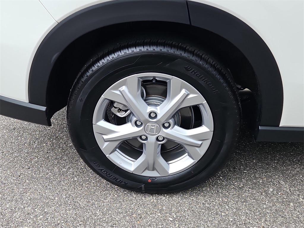 used 2025 Honda HR-V car, priced at $27,987