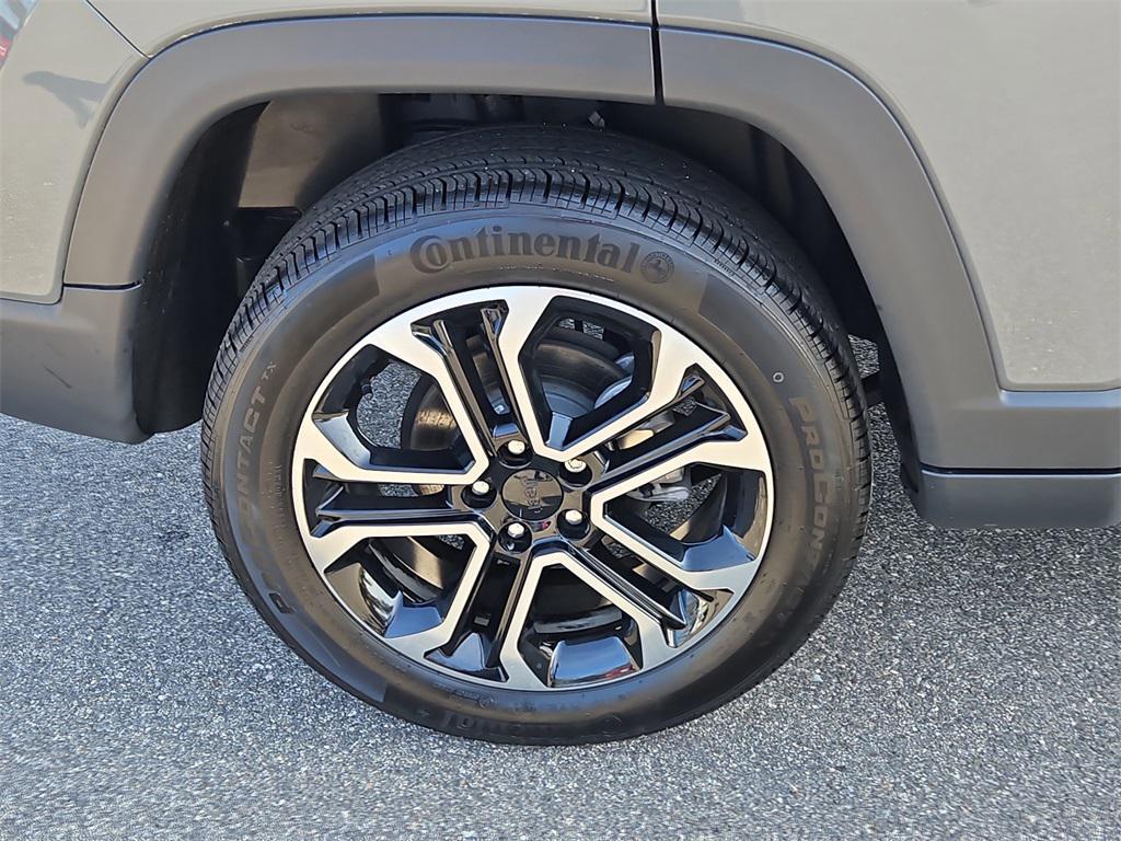 used 2024 Jeep Compass car, priced at $23,994