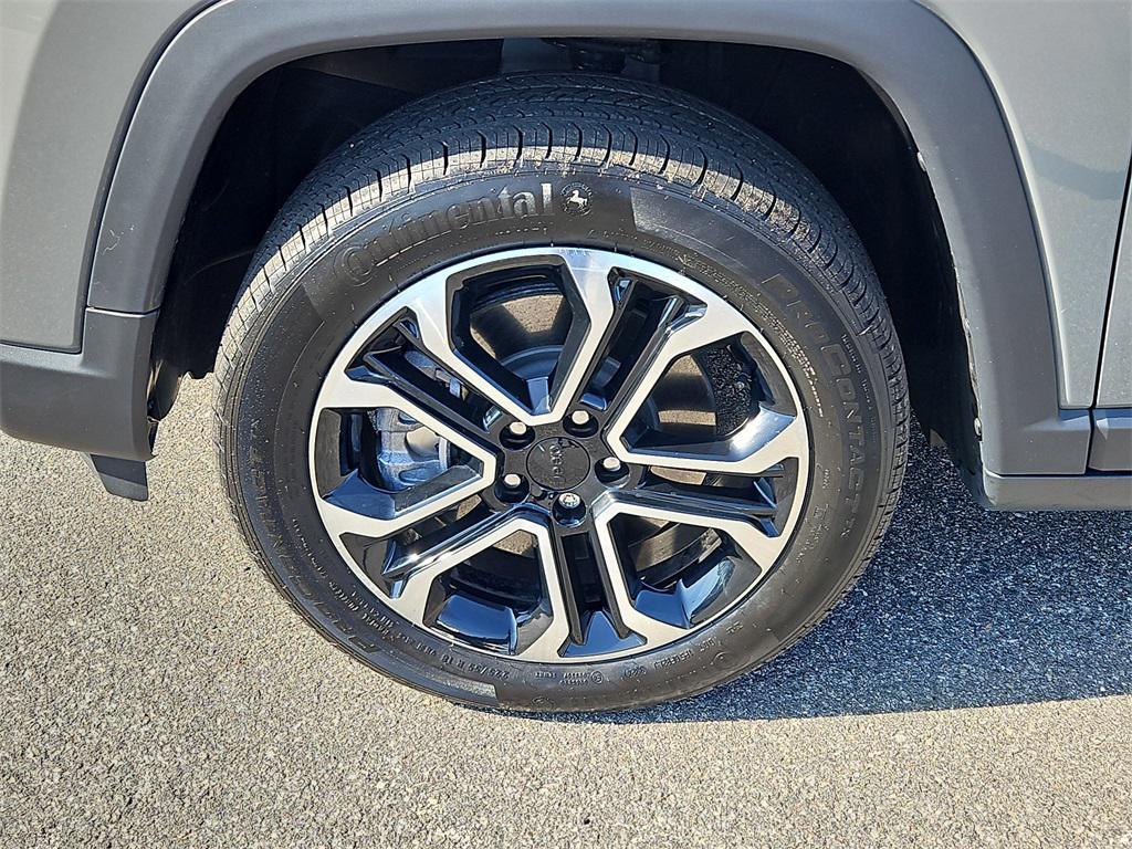 used 2024 Jeep Compass car, priced at $23,994
