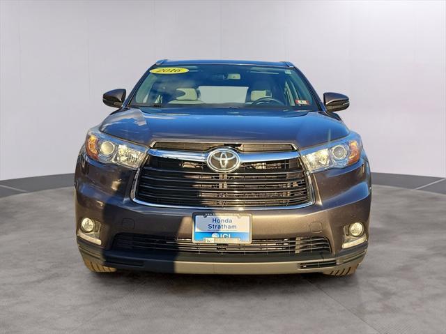 used 2016 Toyota Highlander car, priced at $20,987