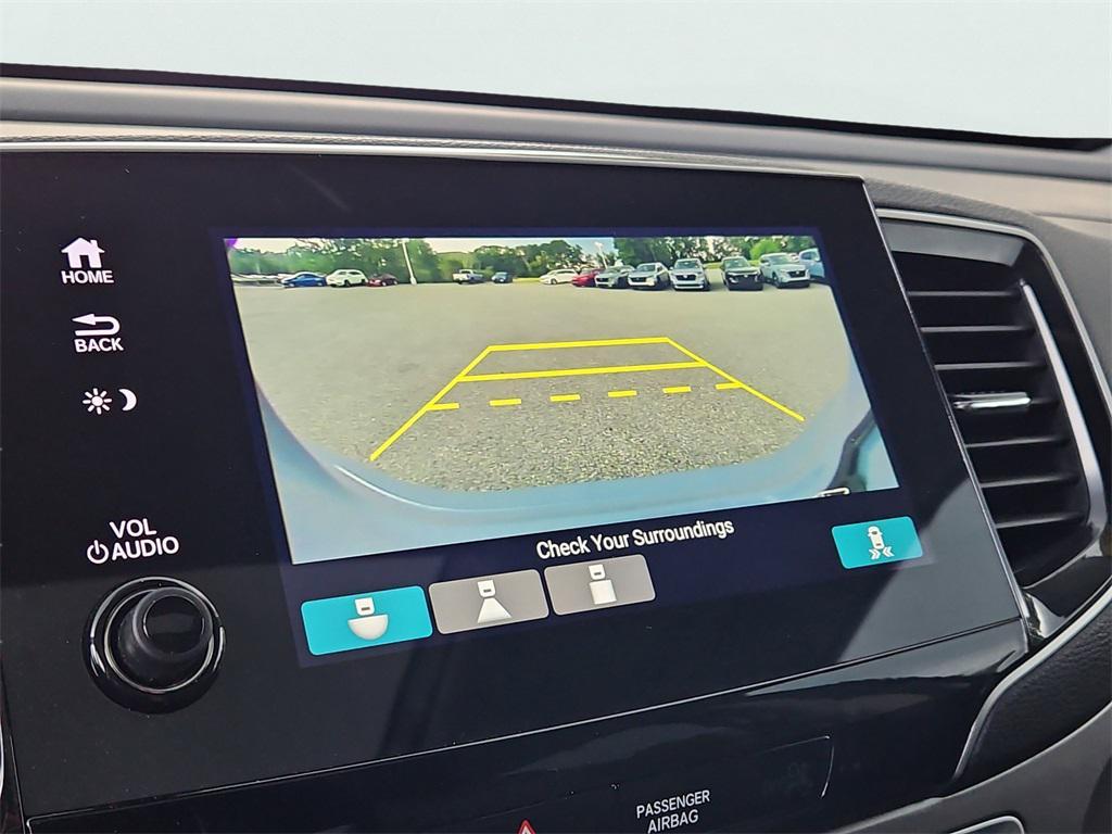 used 2022 Honda Pilot car, priced at $34,987