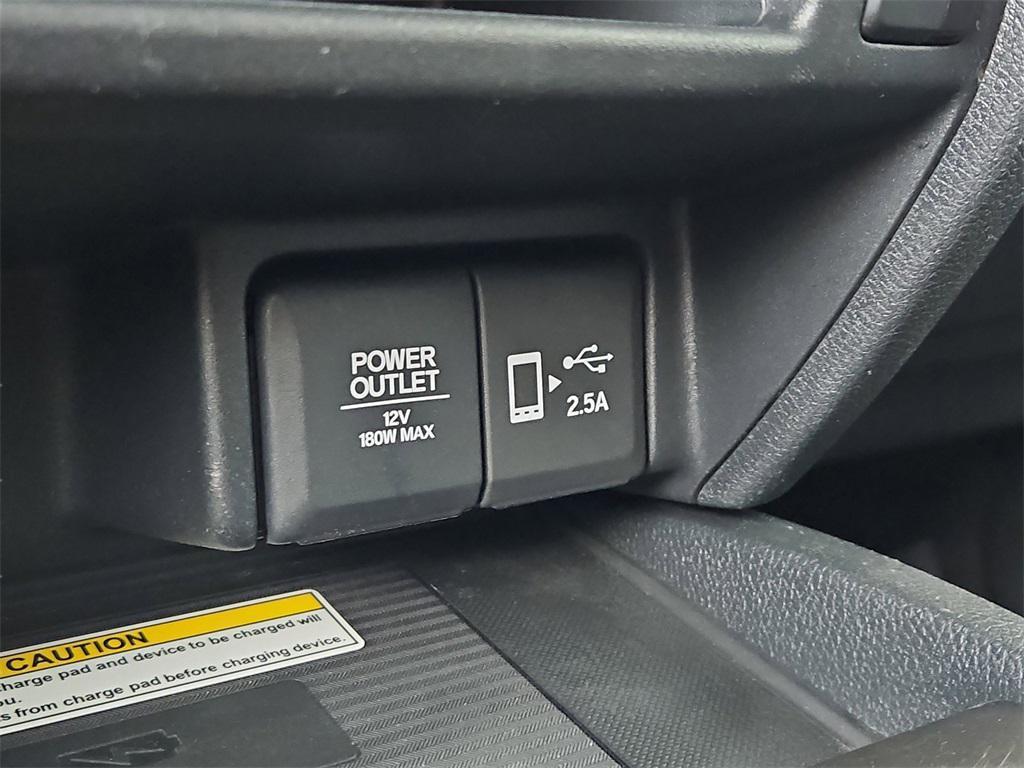 used 2022 Honda Pilot car, priced at $34,987