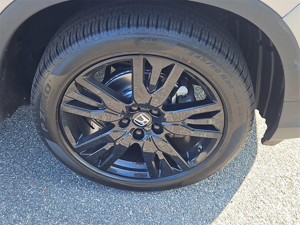 used 2021 Honda Pilot car, priced at $28,987