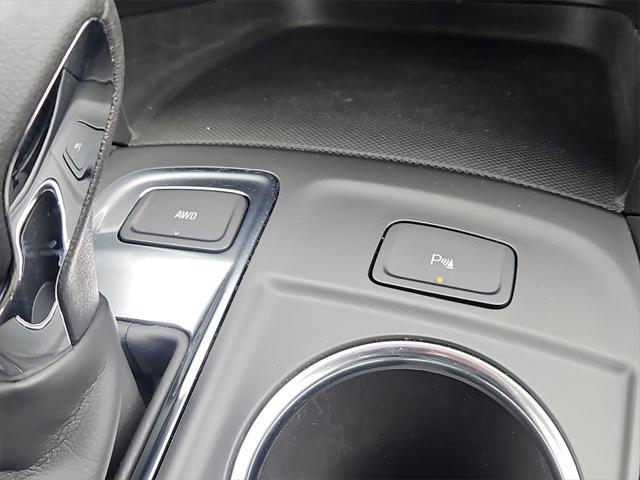 used 2022 Chevrolet Equinox car, priced at $22,987