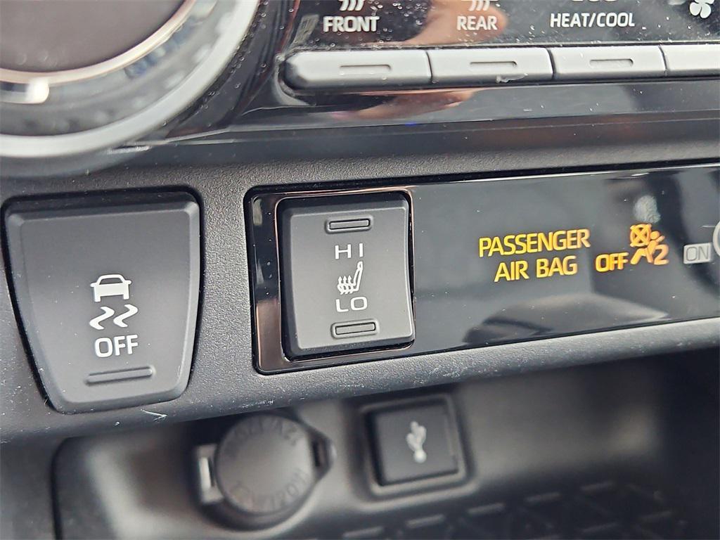 used 2022 Toyota RAV4 Hybrid car, priced at $32,987