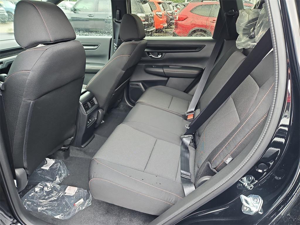 new 2026 Honda CR-V Hybrid car, priced at $40,195