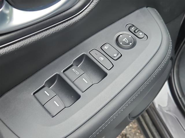 new 2025 Honda HR-V car, priced at $28,295
