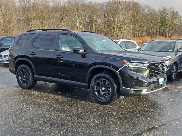 new 2025 Honda Pilot car, priced at $50,795