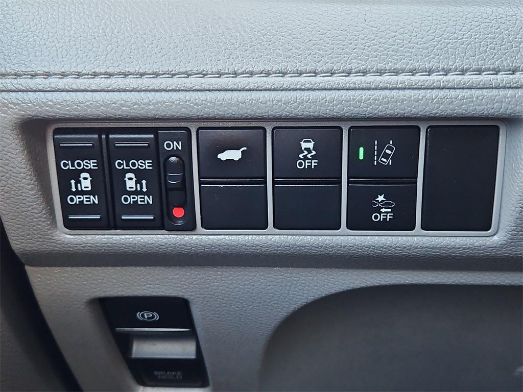 used 2020 Honda Odyssey car, priced at $24,989