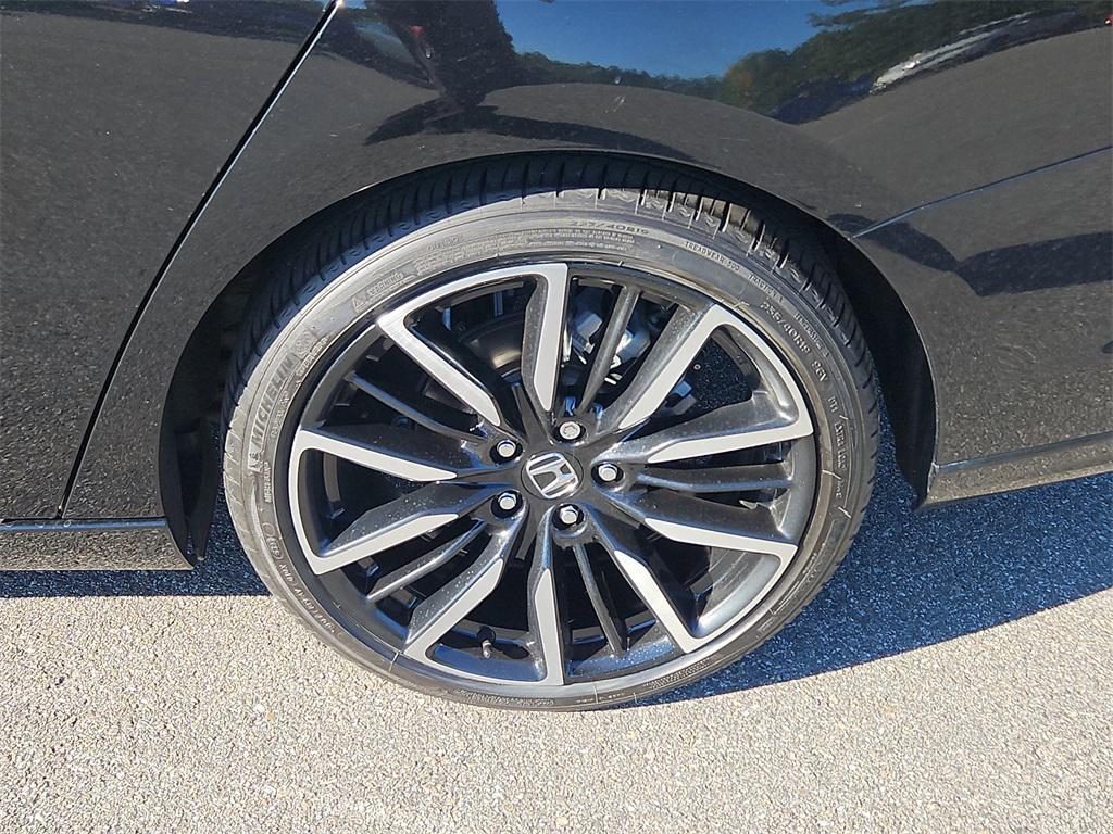 used 2024 Honda Accord Hybrid car, priced at $33,987