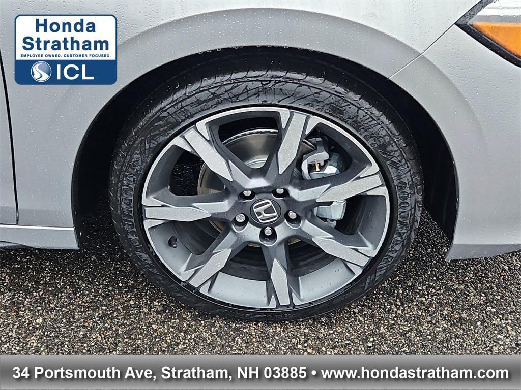 new 2026 Honda Civic Hybrid car, priced at $34,690