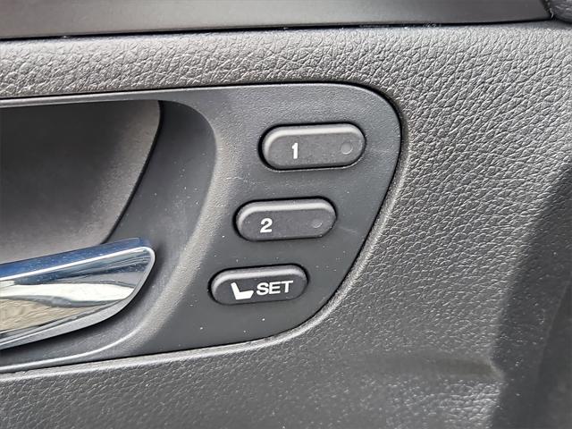 used 2022 Honda Pilot car, priced at $34,987