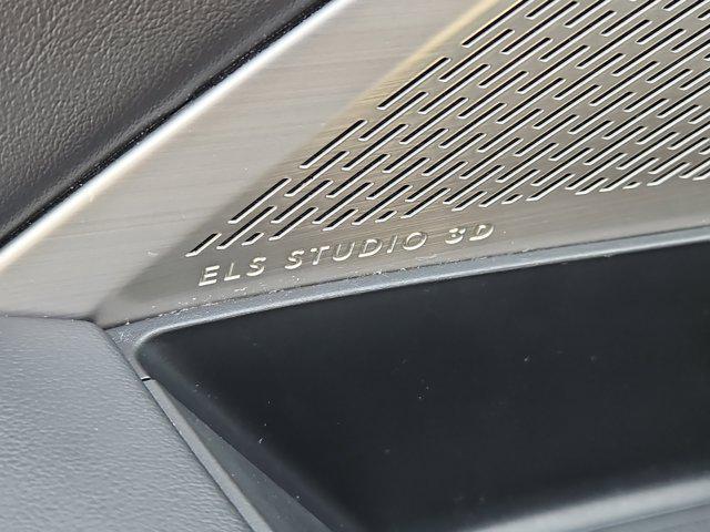 used 2022 Acura MDX car, priced at $40,987