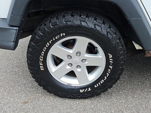 used 2016 Jeep Wrangler Unlimited car, priced at $15,987