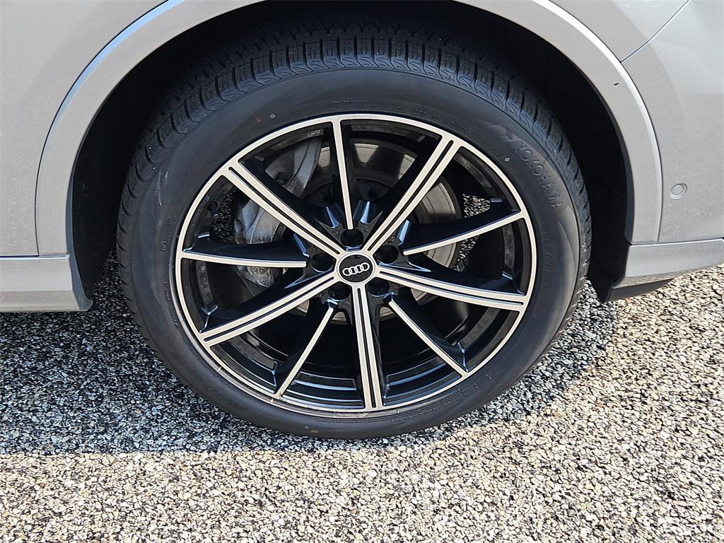 used 2021 Audi Q7 car, priced at $31,987