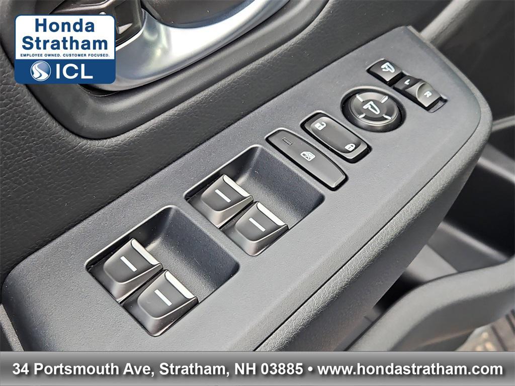 new 2025 Honda Pilot car, priced at $56,030