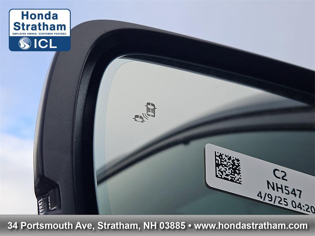 new 2025 Honda Pilot car, priced at $56,030