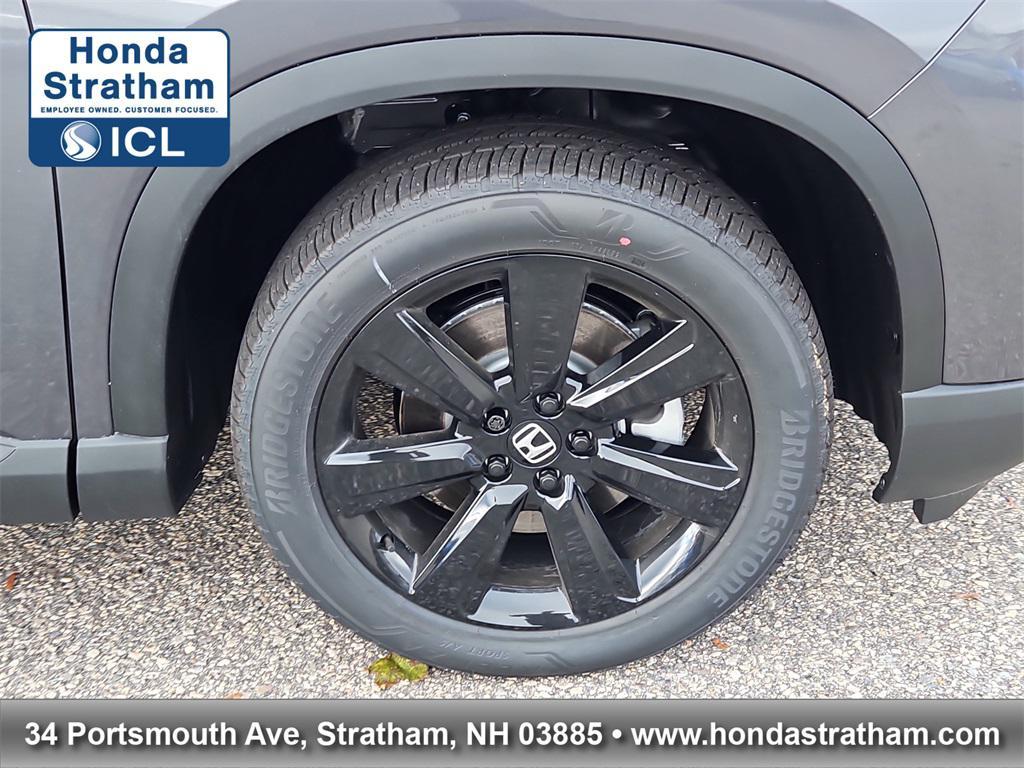 new 2025 Honda Pilot car, priced at $56,030