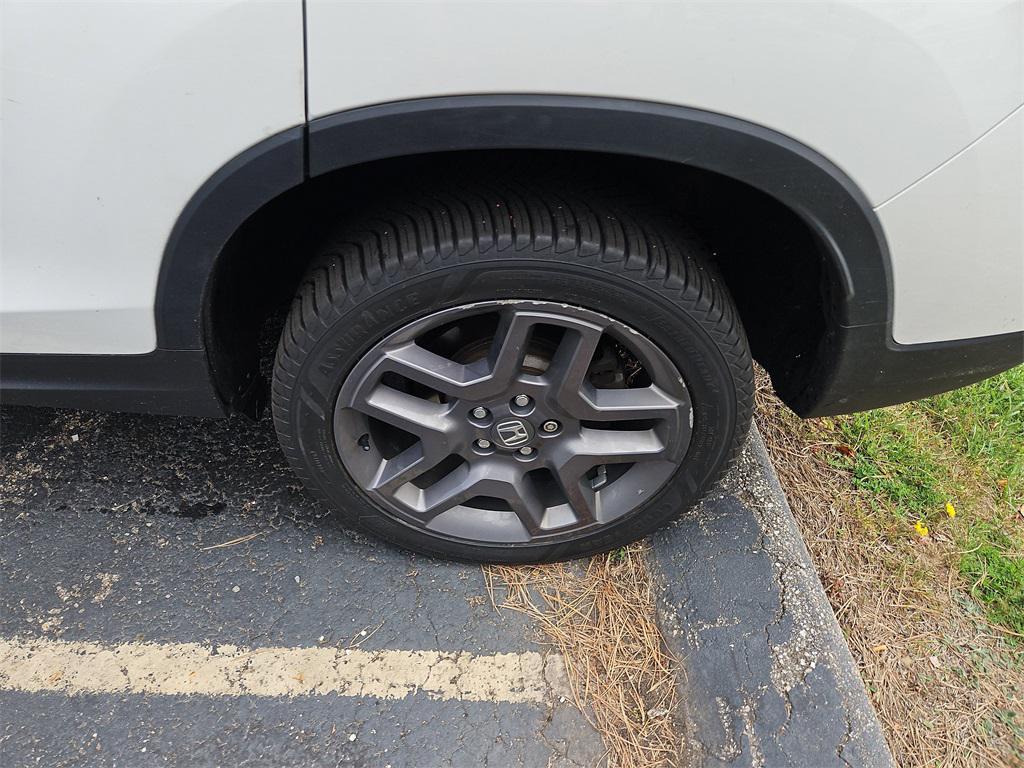used 2022 Honda Passport car, priced at $31,987